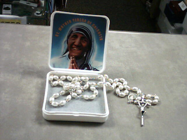 St. Mother Teresa of Calcutta white pearl rosary