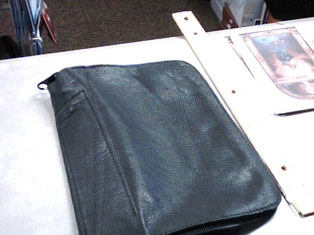 5 x 8 Black Leather zippered bible / prayerbook cover