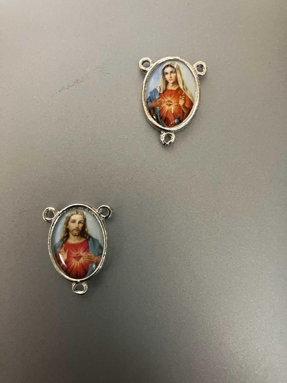 The Sacred Hearts Rosary Center in Color – St. Anthony's Catholic Gift Shop