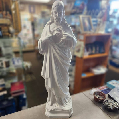 Sacred Heart of Jesus Outdoor Statue