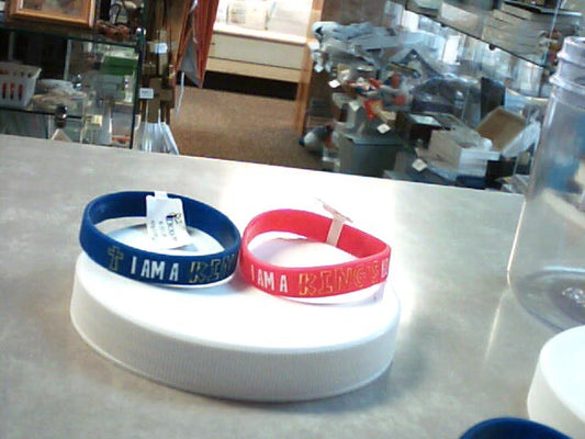 "I am a King's kid" silicone bracelets in pink and blue