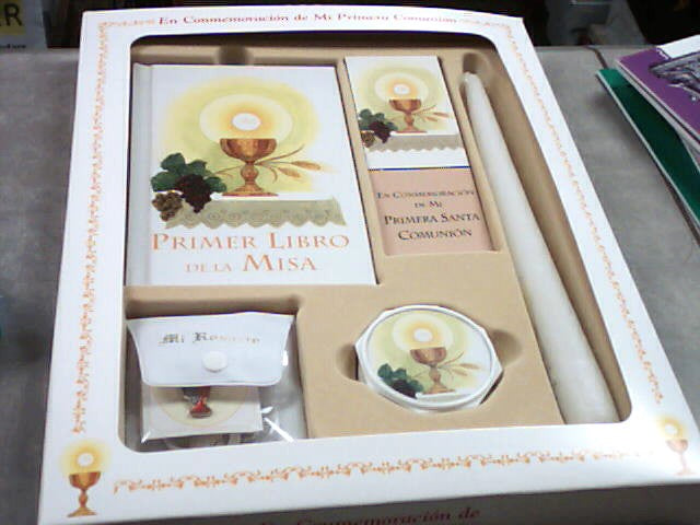 En Conmemoracion de Mi Primera Comunion - Communion Set in Spanish