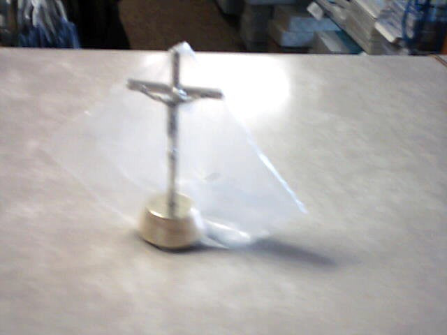 Standing crucifix with magnet or stick on base
