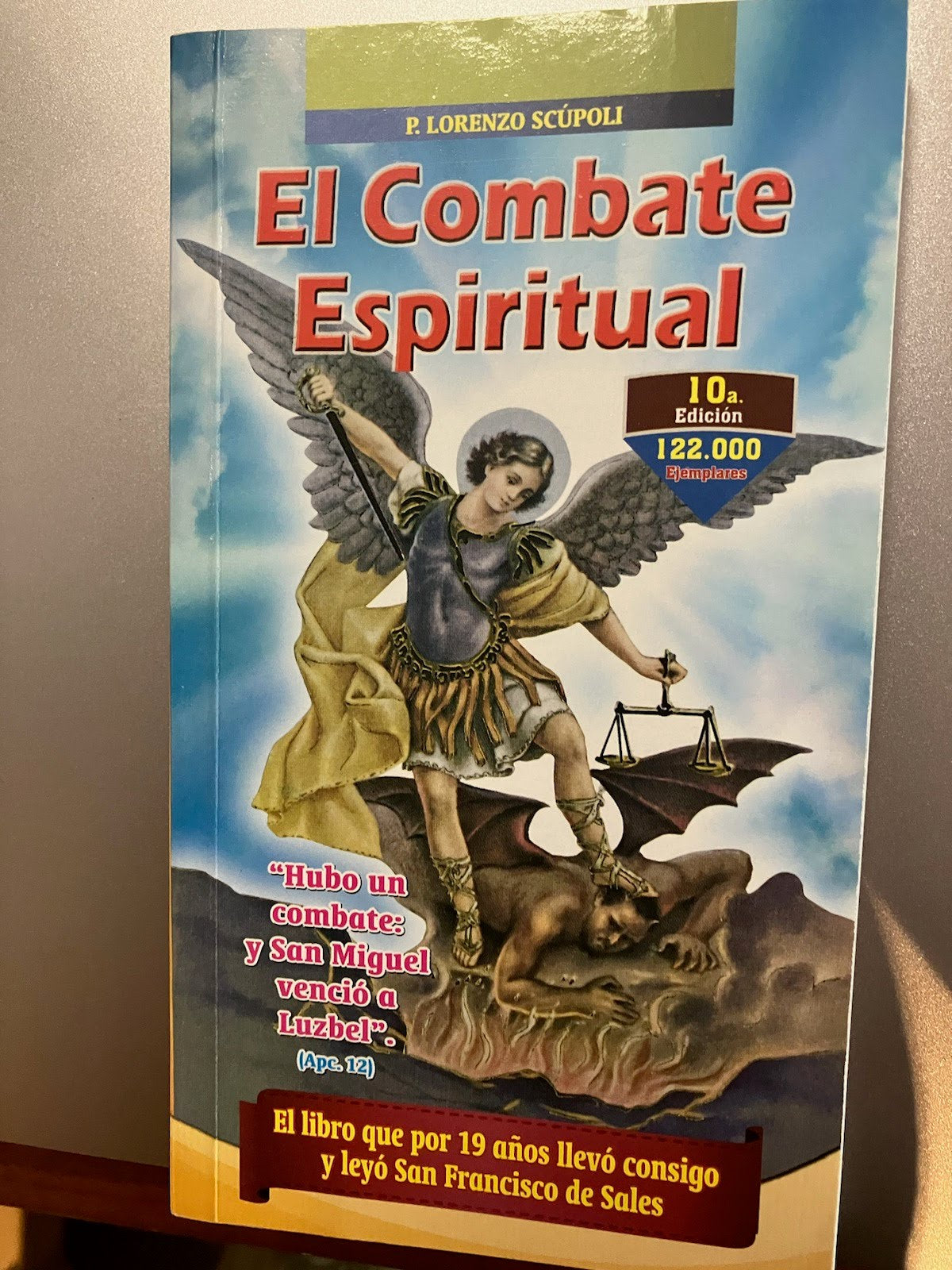 USED, LIKE NEW: El Combate Espiritual por P. Lorenzo Scupoli