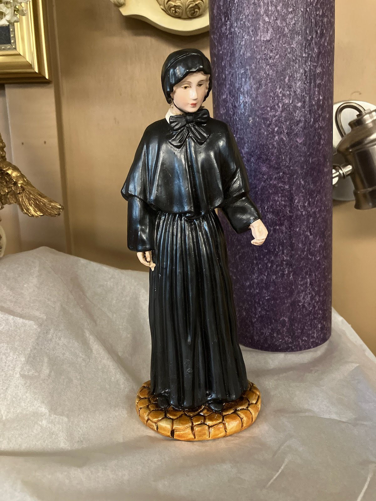 St. Elizabeth Ann Seton 8 1/2 in Statue