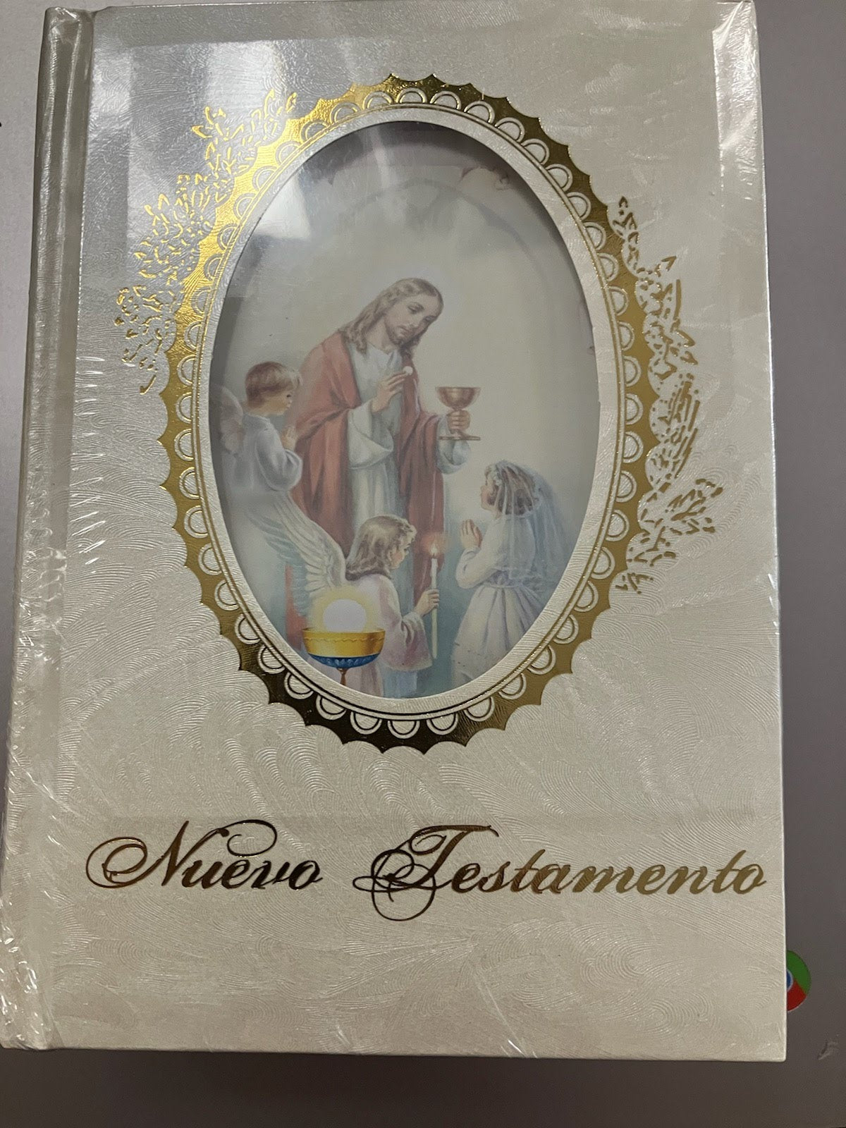 Nuevo Testamento Para Primera Comunion - disponible para niño o niña