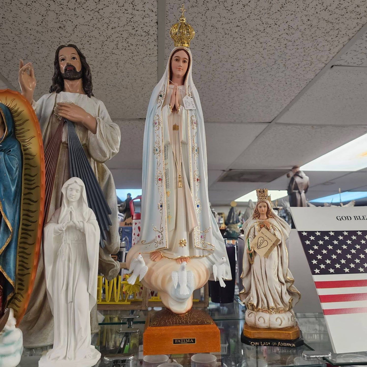 Our Lady of Fatima - Statue (8"-24" Sizes)