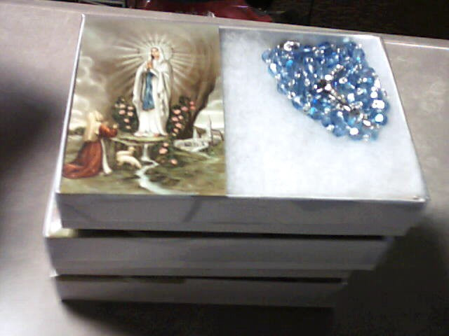 Our Lady of Lourdes rosary in blue with holy card (boxed)