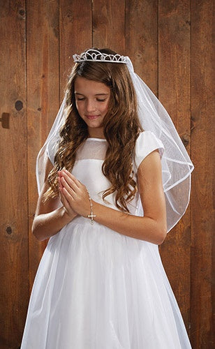 Pearl Tiara Veil